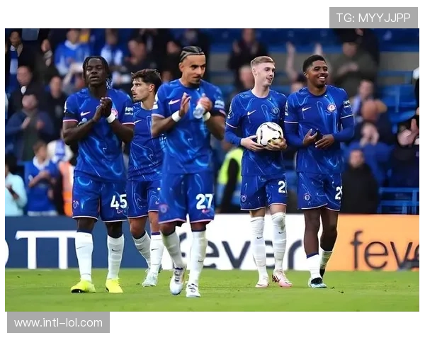 诺丁汉森林九轮不胜陷入困境 切尔西双线胜利士气高涨