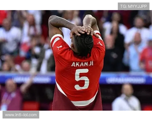 赖斯称更衣室氛围成熟，点球手由球员自决