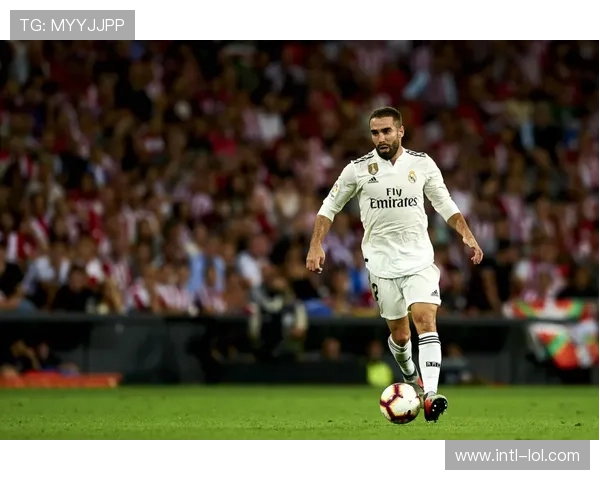 皇家马德里客场1-0复仇本菲卡,维尼修斯世界波制胜